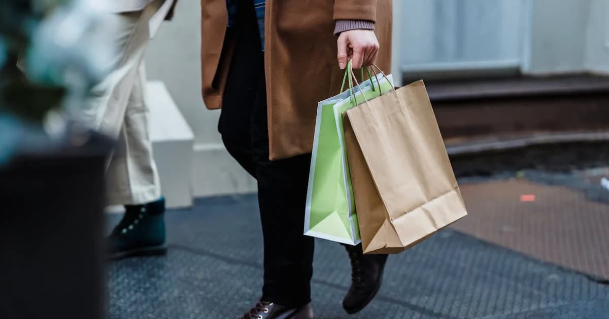 Arach&Cloz Marks Fifth Anniversary with Sensory-Focused Cozy Campaign