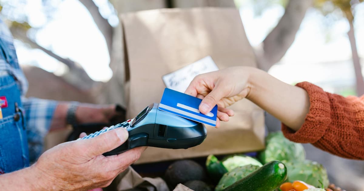 Sunber Hair Launches 2025 Black Friday Sale with Deep Discounts on Wigs and Extensions